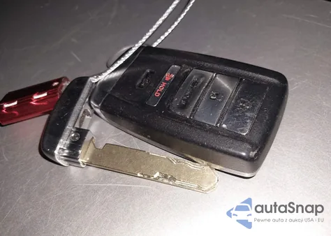 2021 Acura Tlx A-Spec Package z USA, uszkodzony, nr VIN 19UUB5F52MA014592